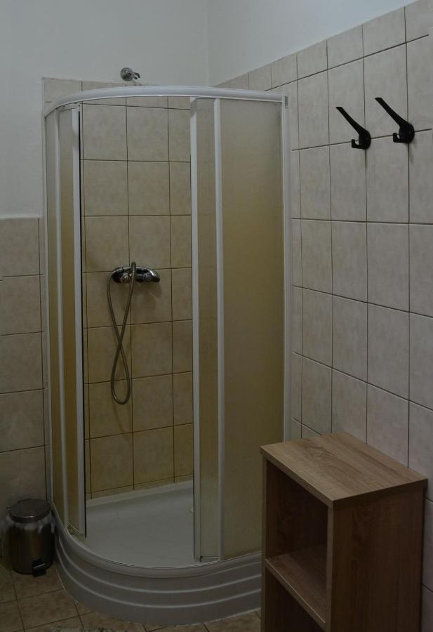 Hotel Decin Na Skrivance Ngoại thất bức ảnh