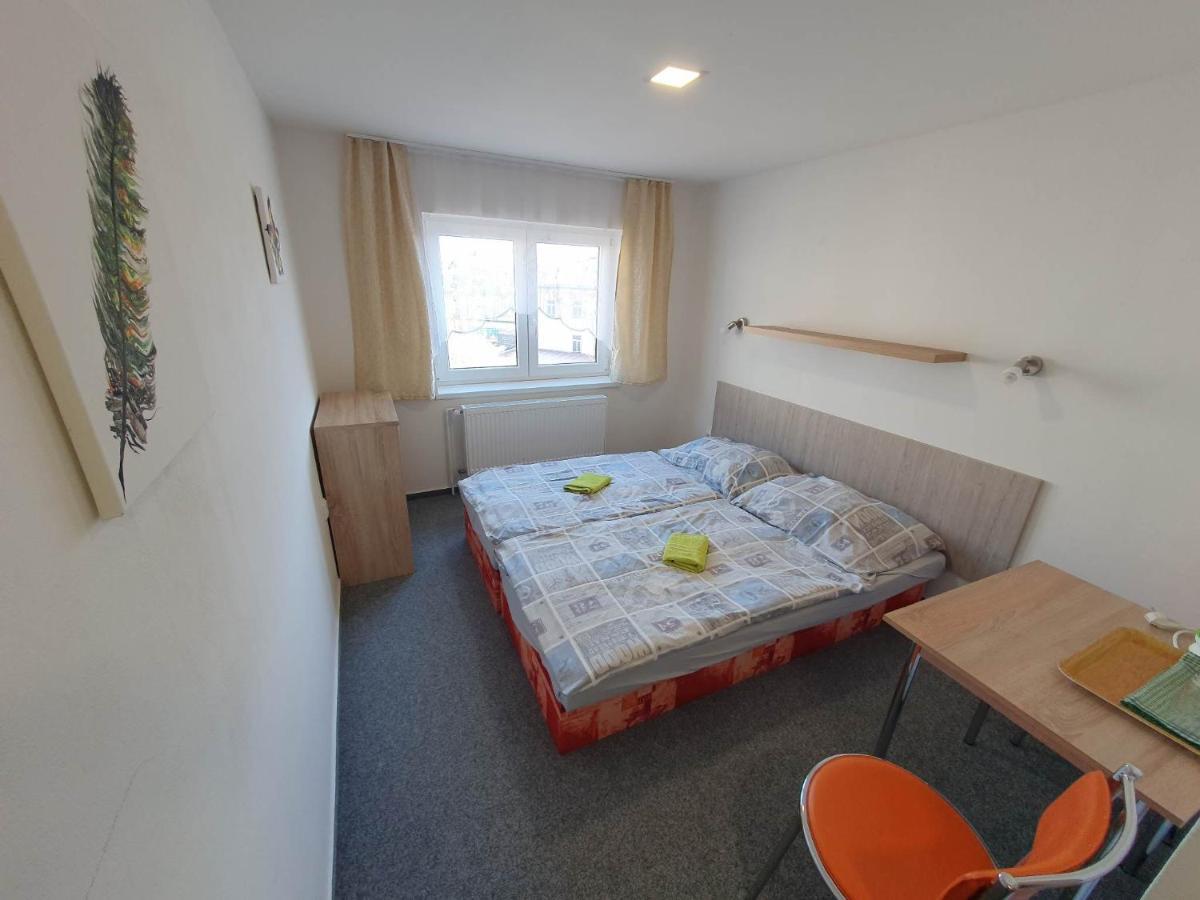 Hotel Decin Na Skrivance Ngoại thất bức ảnh