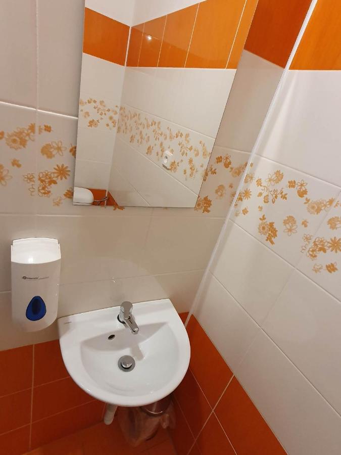 Hotel Decin Na Skrivance Ngoại thất bức ảnh