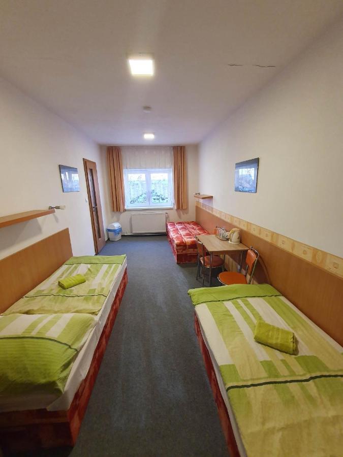 Hotel Decin Na Skrivance Ngoại thất bức ảnh