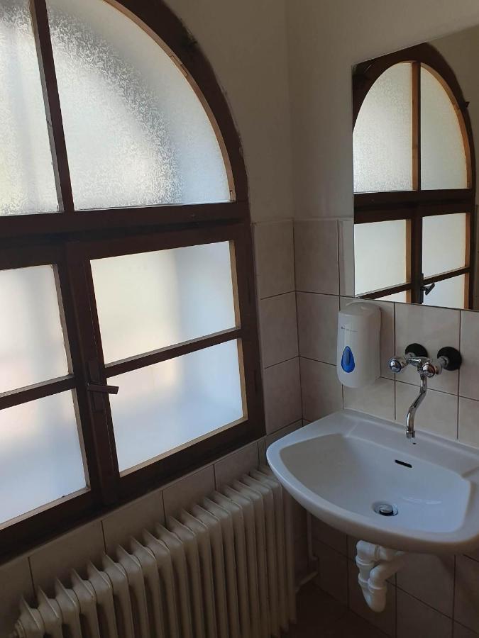 Hotel Decin Na Skrivance Ngoại thất bức ảnh
