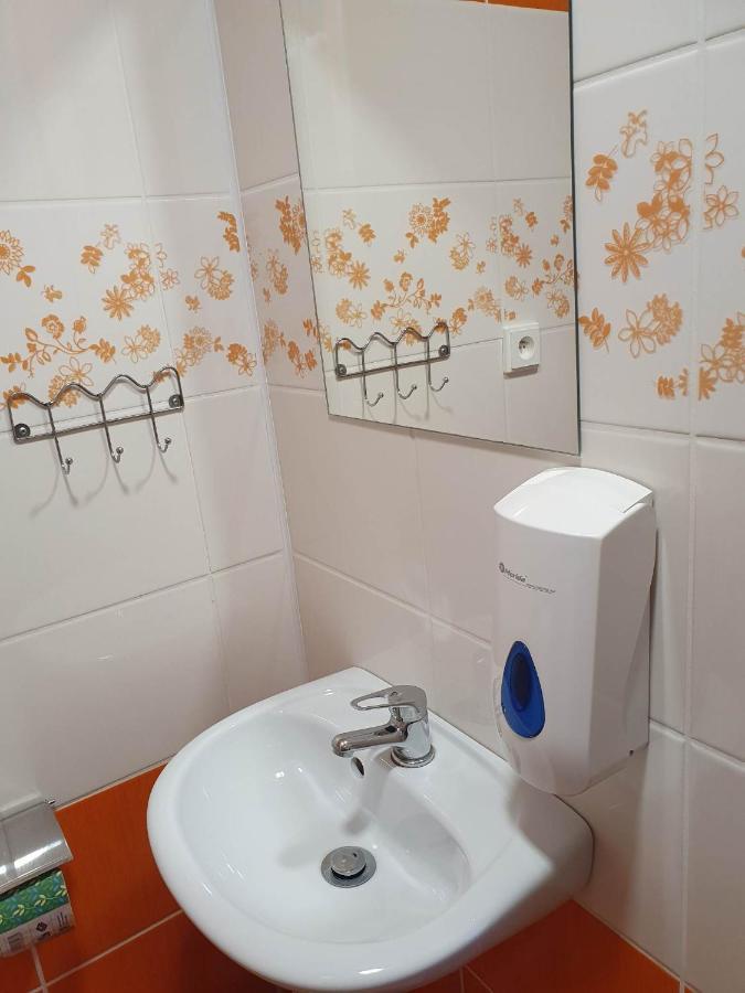 Hotel Decin Na Skrivance Ngoại thất bức ảnh