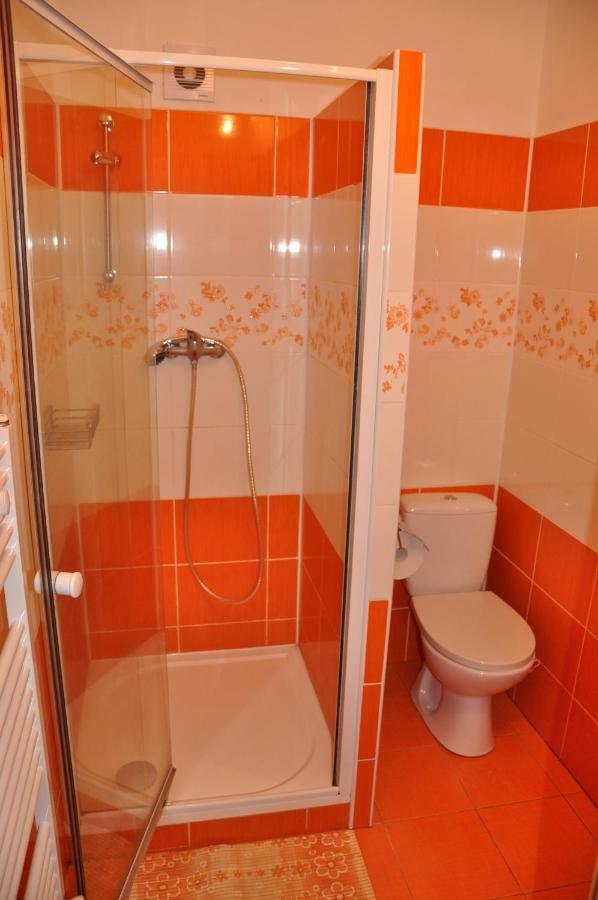 Hotel Decin Na Skrivance Ngoại thất bức ảnh